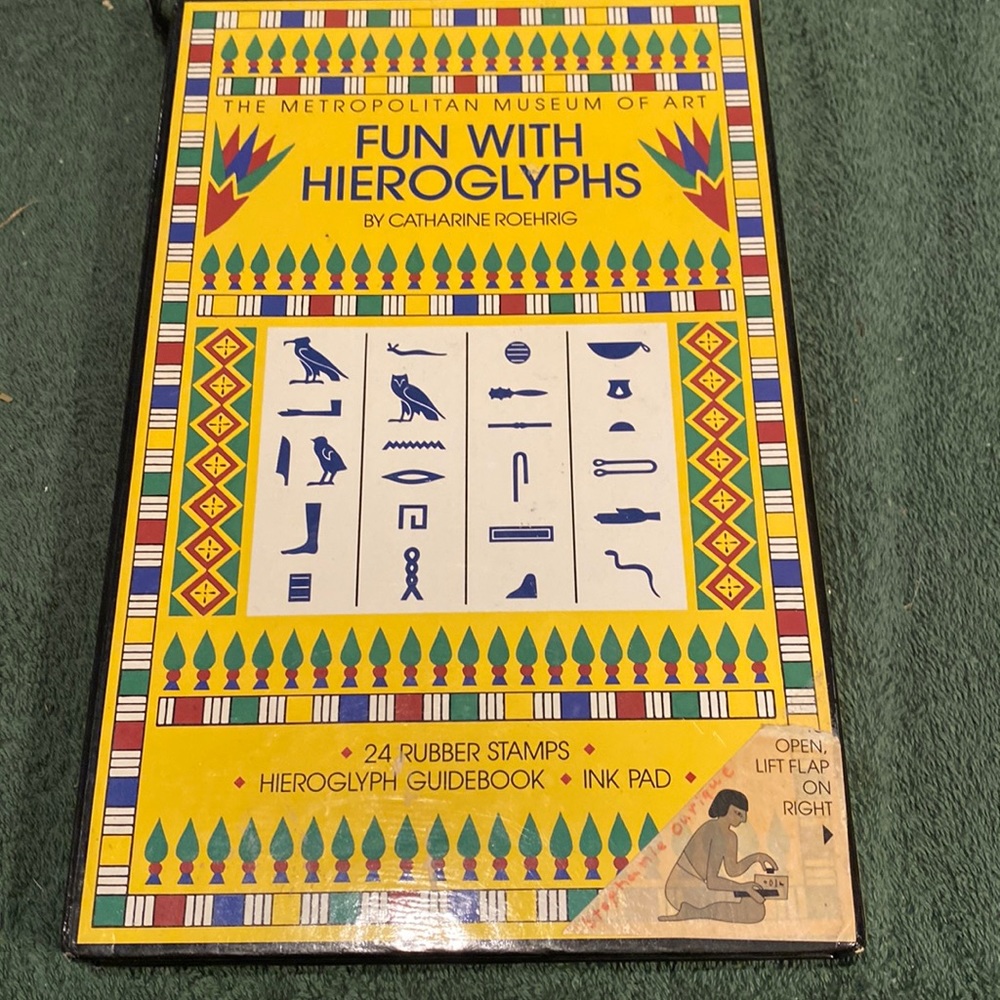 NWOT Fun with Hieroglyphs